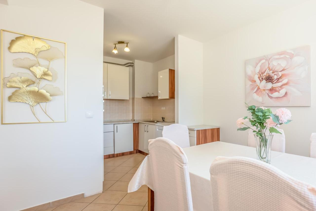 Indigo Apartment Makarska Exterior photo